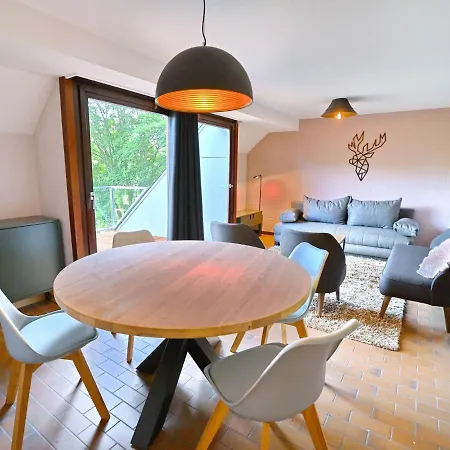 Renovated With Sauna, Close To *